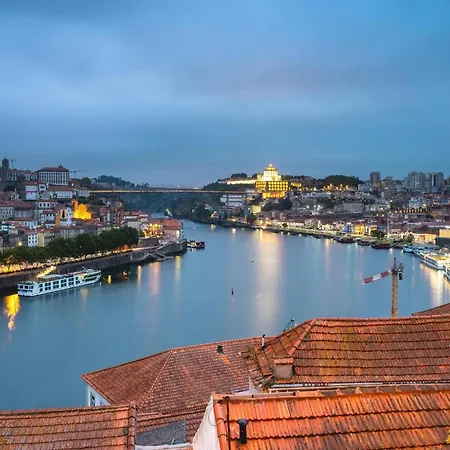 Chic Escape Spacious & Apartmán Porto