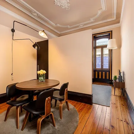 Chic Escape Spacious & Oporto