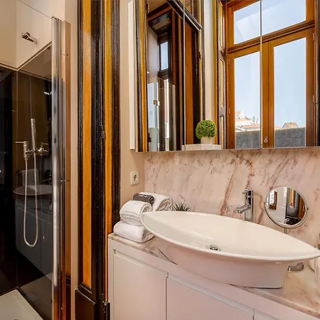 Chic Escape Spacious &